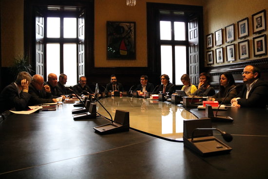 The Catalan Parliament Bureau meets on April 13 2018 (by Núria Julià)